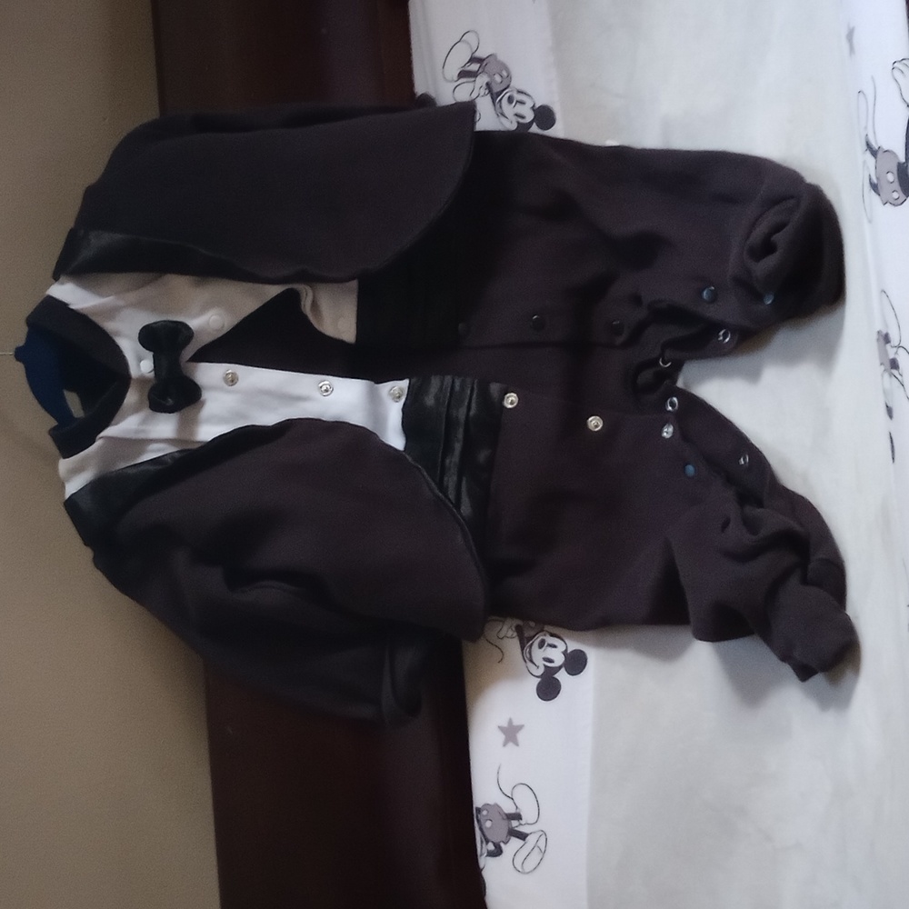 Infant suit